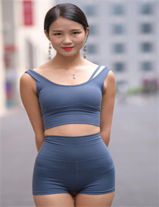 《168tv直播-乱亲女洗澡69XX》