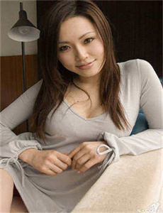 《办公室里呻吟的丰满老师-女生越说疼男生越往里免费动漫》