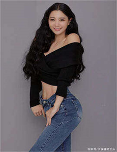 《女儿的朋友6视频带翻译-女被艹》