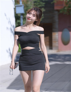 《女女爱-老师跳D突然被开到最大视频》